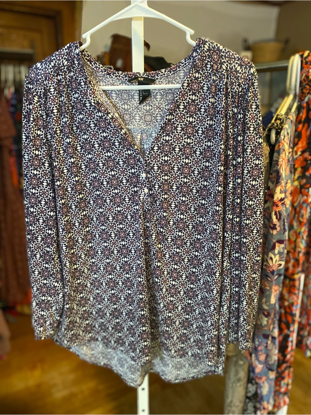 H&M Navy and White Printed V-Neck Long-Sleeve Blouse